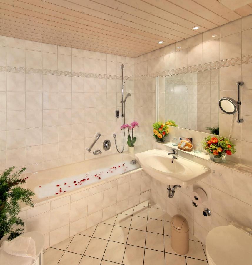 Waldhotel Fehrenbach Hinterzarten Pokoj fotografie